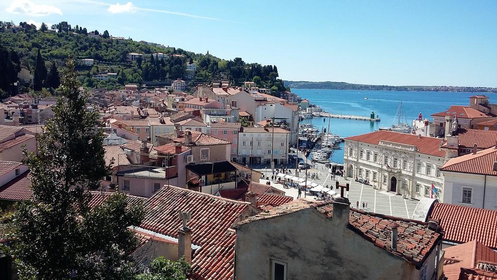 Apartma Mery Piran Bagian luar foto